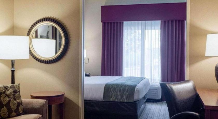 Comfort Suites Starkville Kültér fotó