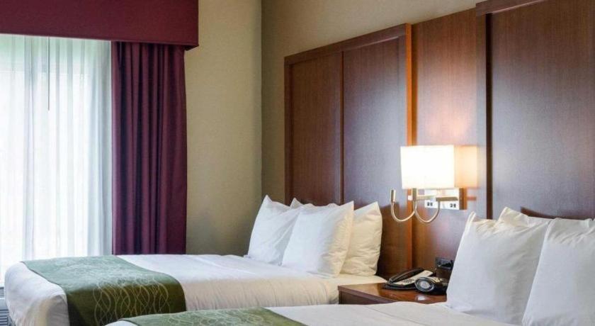 Comfort Suites Starkville Kültér fotó